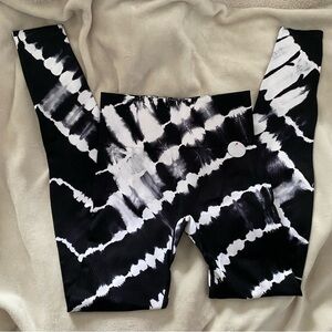 Victoria’s Secret PINK Tie Dye High Waist Full Length Seamless Workout Leggings